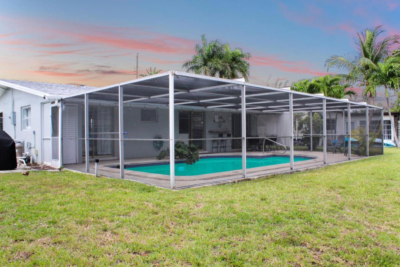 Modern Waterfront Home On Canal With Pool Fort Lauderdale Zewnętrze zdjęcie